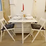 Beautiful Apartment In Louvre Museum